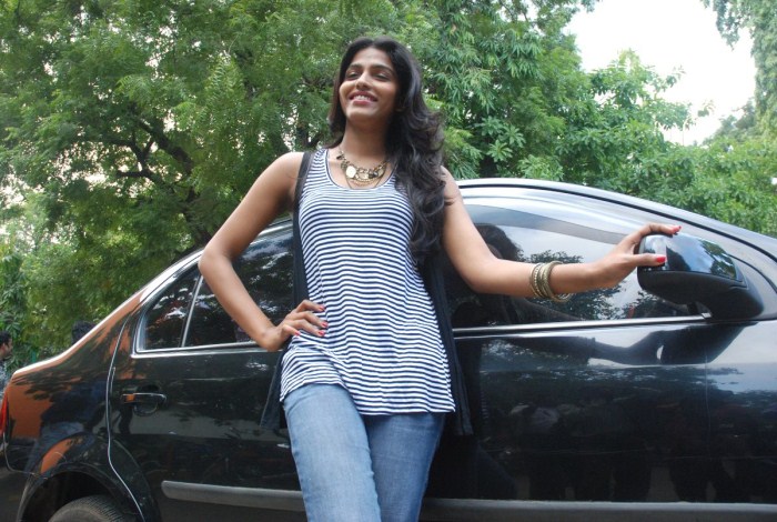 dhansika new actress pics